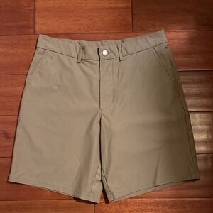Old Navy Tech Hybrid Chino Men's Tan Shorts
